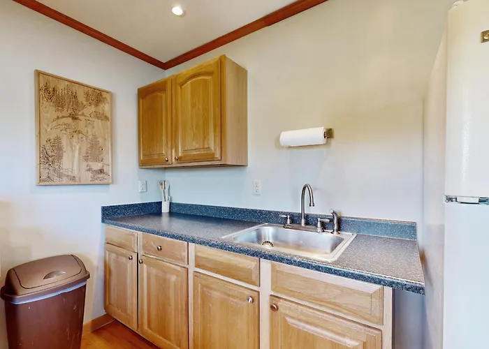 2: Lakeside In Murphysboro * Etherton