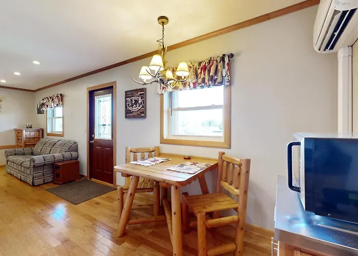 Holiday home 2: Lakeside In Murphysboro Etherton