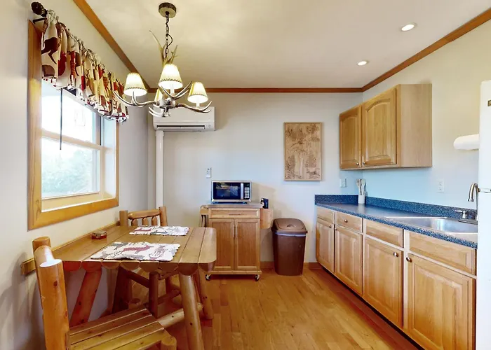 Holiday home 2: Lakeside In Murphysboro *