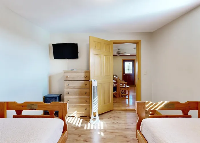 2: Lakeside In Murphysboro Holiday home *